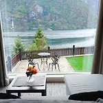 Otnes Sor - Luxury 140m2 아파트 아울람